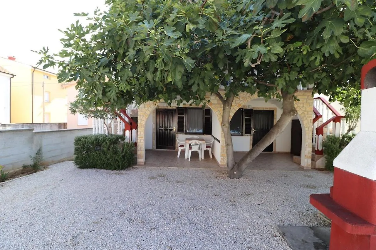 Apartamento Studio Apartman Vera Vir No 2